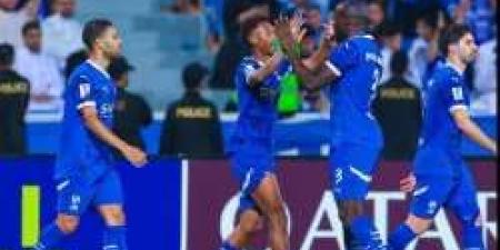 الهلال يستعد لملاقاة الشباب في قمة الدوري السعودي للمحترفين