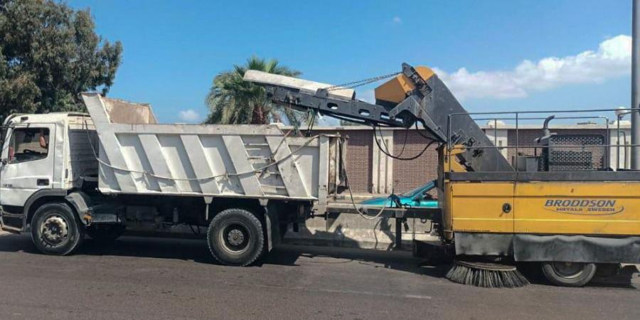 رفع ٢١١ طن مخلفات صلبة و٨١٩ كجم مخلفات طبية بالاسكندرية