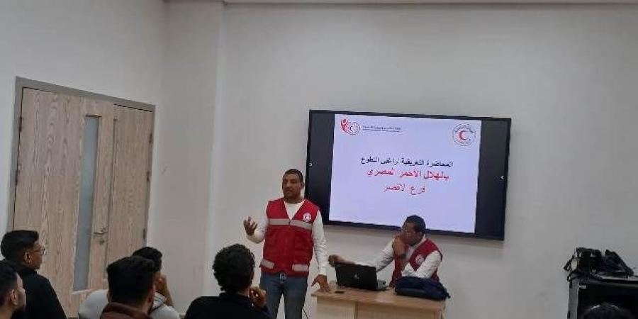 حملة للتبرع بالدم وندوة توعوية ضمن مبادرة بداية بجامعة طيبة بالأقصر