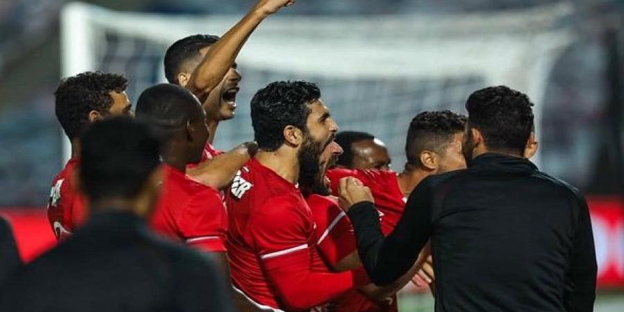 الأهلي يضرب موعداً مع الزمالك في نهائي كأس السوبر المصري